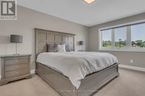 18 Thompson Court Tillsonburg ON N4G 0G3