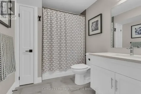 18 Thompson Court Tillsonburg ON N4G 0G3