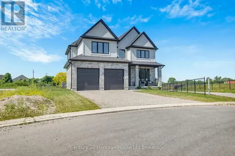 18 Thompson Court Tillsonburg ON N4G 0G3