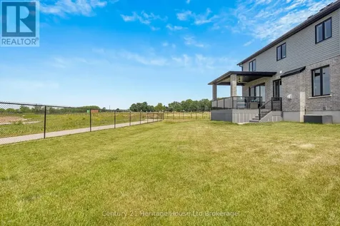18 Thompson Court Tillsonburg ON N4G 0G3