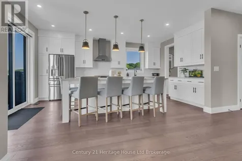 18 Thompson Court Tillsonburg ON N4G 0G3