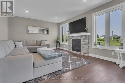 18 Thompson Court Tillsonburg ON N4G 0G3