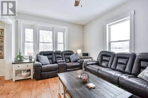 1153 Glengarry Landing Road South Springwater ON L9X 1E1