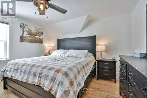 1153 Glengarry Landing Road South Springwater ON L9X 1E1
