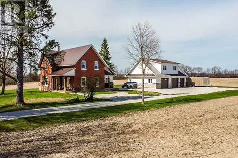 1153 Glengarry Landing Road South Springwater ON L9X 1E1