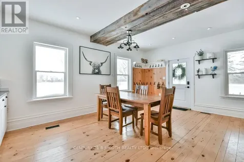 1153 Glengarry Landing Road South Springwater ON L9X 1E1