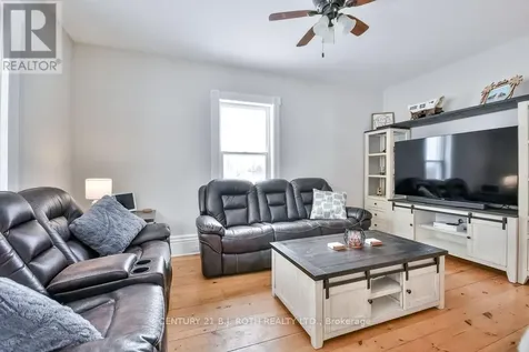1153 Glengarry Landing Road South Springwater ON L9X 1E1