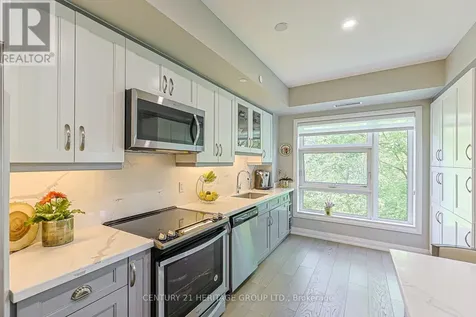 555 William Graham Drive Aurora ON L4G 7C4