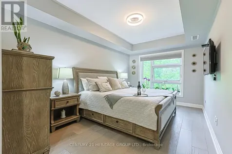 555 William Graham Drive Aurora ON L4G 7C4