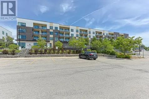 555 William Graham Drive Aurora ON L4G 7C4