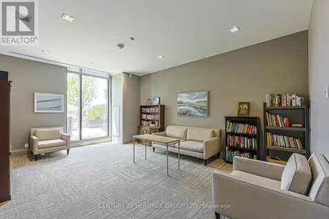 555 William Graham Drive Aurora ON L4G 7C4
