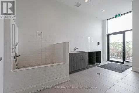 555 William Graham Drive Aurora ON L4G 7C4
