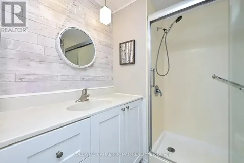 13 Hawthorne Drive Innisfil ON L9S 1P7