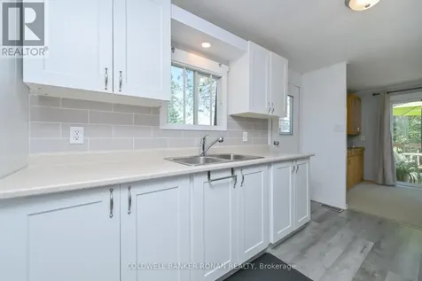 13 Hawthorne Drive Innisfil ON L9S 1P7