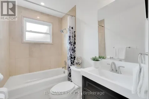 35 Lawrence Avenue Orangeville ON L9W 1S6