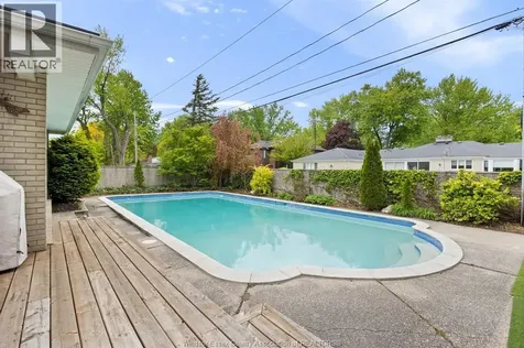 3521 Ouellette Windsor ON N9E 3M3