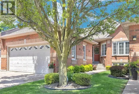 32 Robson Road Leamington ON N8H 2M9