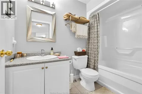 32 Robson Road Leamington ON N8H 2M9