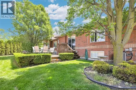 32 Robson Road Leamington ON N8H 2M9