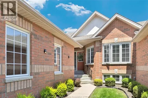 32 Robson Road Leamington ON N8H 2M9