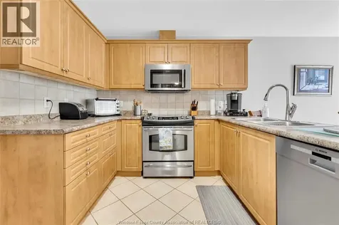 32 Robson Road Leamington ON N8H 2M9