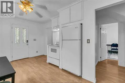 1176 California Avenue Windsor ON N9B 2Z9