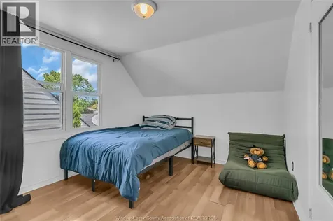 1176 California Avenue Windsor ON N9B 2Z9
