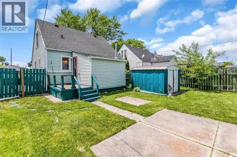 1176 California Avenue Windsor ON N9B 2Z9