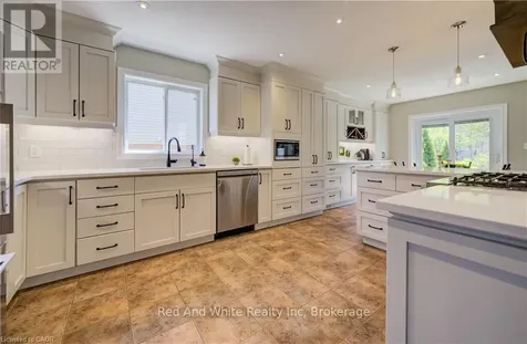 195 Westcliff Way Cambridge ON N1S 5C2