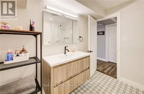 195 Westcliff Way Cambridge ON N1S 5C2