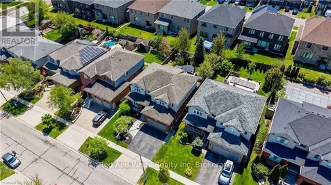 195 Westcliff Way Cambridge ON N1S 5C2