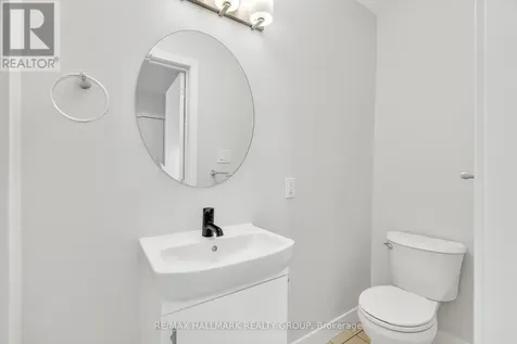 261 Somerset Street East Ottawa ON K1N 6V5