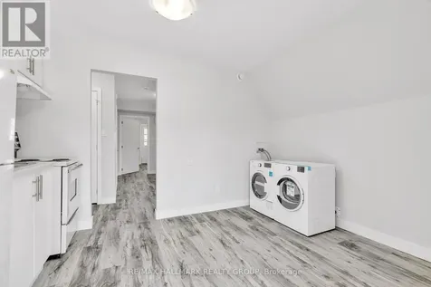 261 Somerset Street East Ottawa ON K1N 6V5