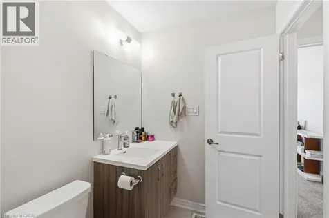 35 Pelican Lane Hamilton ON L8K 0A4