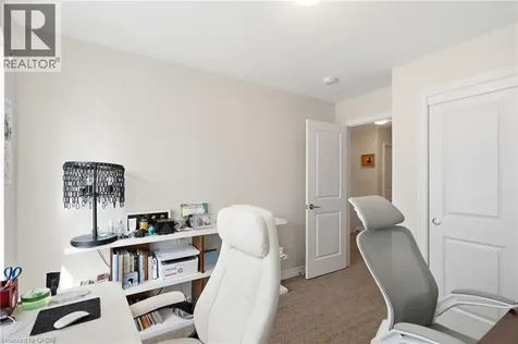 35 Pelican Lane Hamilton ON L8K 0A4