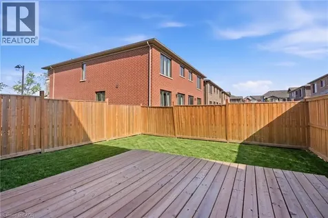 35 Pelican Lane Hamilton ON L8K 0A4