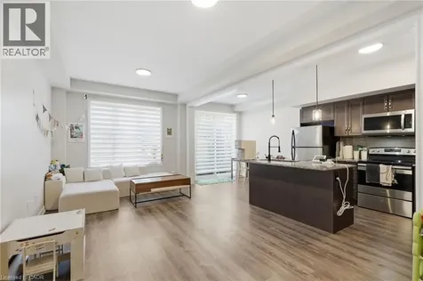 35 Pelican Lane Hamilton ON L8K 0A4