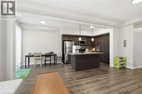 35 Pelican Lane Hamilton ON L8K 0A4