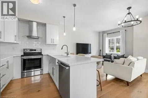 14 Hiscott Drive Waterdown ON L8B 0A2