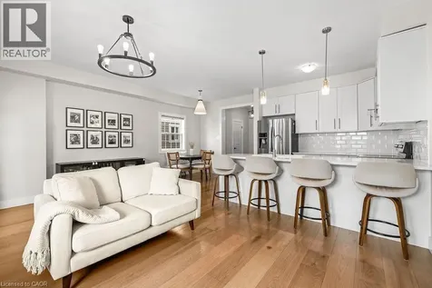 14 Hiscott Drive Waterdown ON L8B 0A2