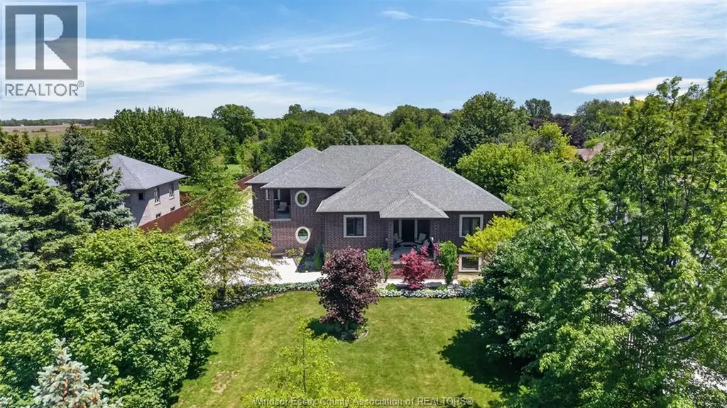 4520 8th Concession Road Windsor ON N0R 1K0