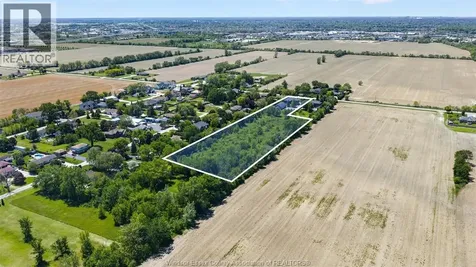 4520 8th Concession Road Windsor ON N0R 1K0