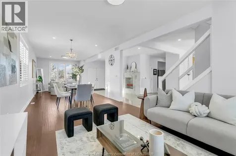 3852 Concord Court Windsor ON N9G 3B3