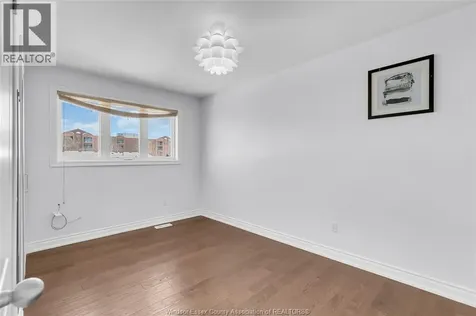 3852 Concord Court Windsor ON N9G 3B3