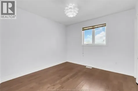 3852 Concord Court Windsor ON N9G 3B3