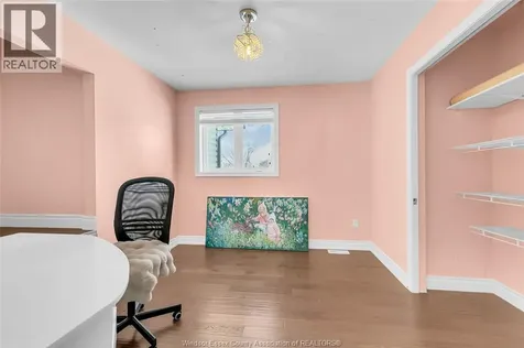 3852 Concord Court Windsor ON N9G 3B3