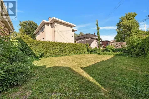 412 Montreal Road Ottawa ON K1K 0V4