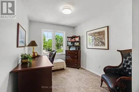 122 Rustwood Private Ottawa ON K2J 5L5
