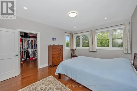 1355 Mory Street Ottawa ON K1T 1C8