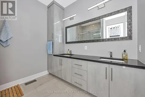 1355 Mory Street Ottawa ON K1T 1C8